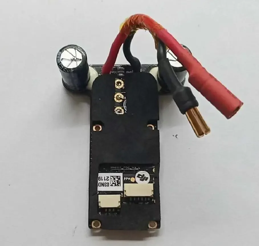 Оригинальный разборный контроллер скорости двигателя ESC Inspire 1 one-33510H для DJI Inspire 1
Оригинальный разборный контроллер скорости двигателя ESC Inspire 1 one-33510H для DJI Inspire 1