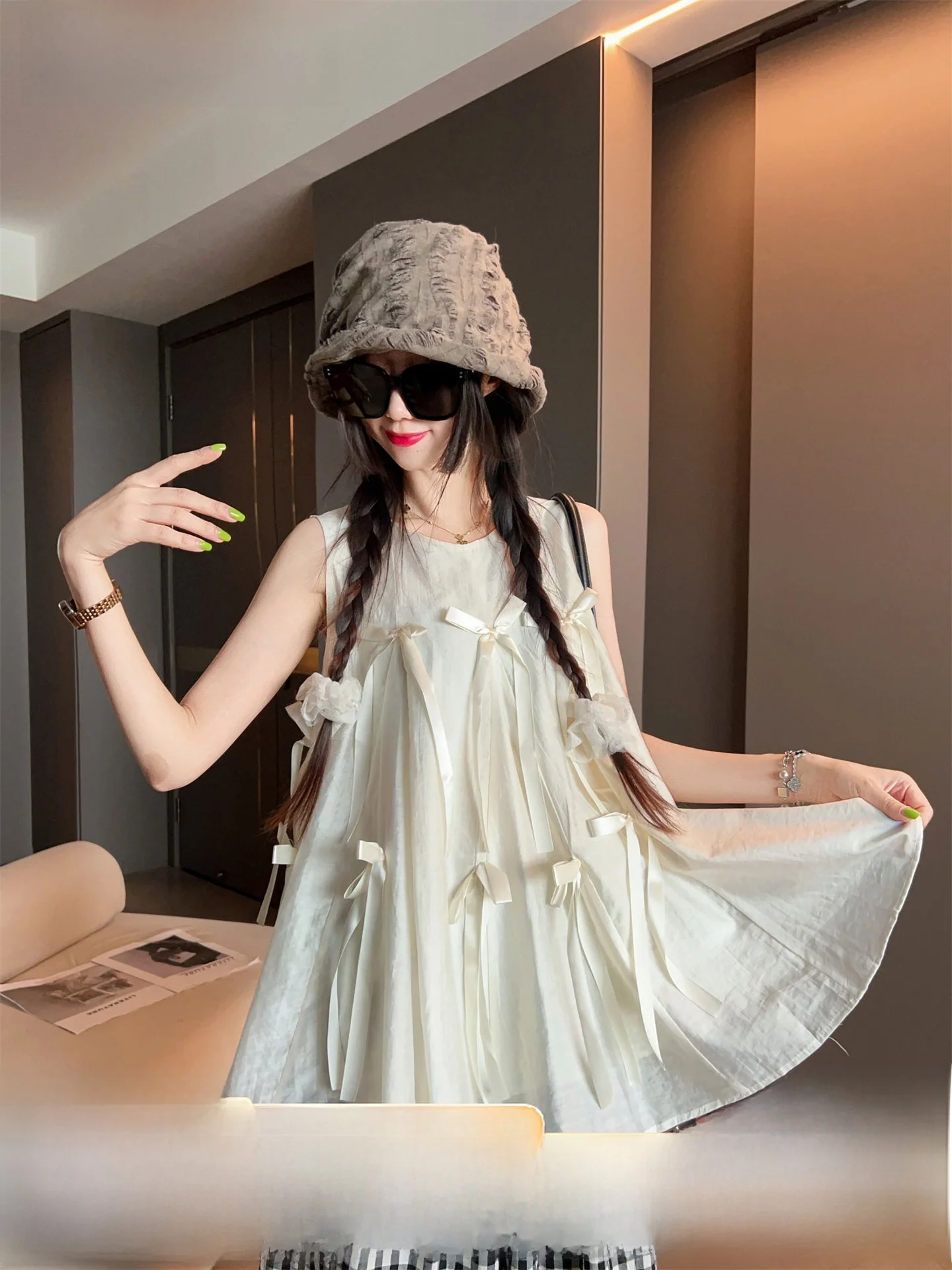 Женский летний модный топ-жилет 2025 года, свободный повседневный крой, круглый вырез, однотонный, из других материалов, 00%
Женский летний модный топ-жилет 2025 года, свободный повседневный крой, круглый вырез, однотонный, из других материалов, 00%