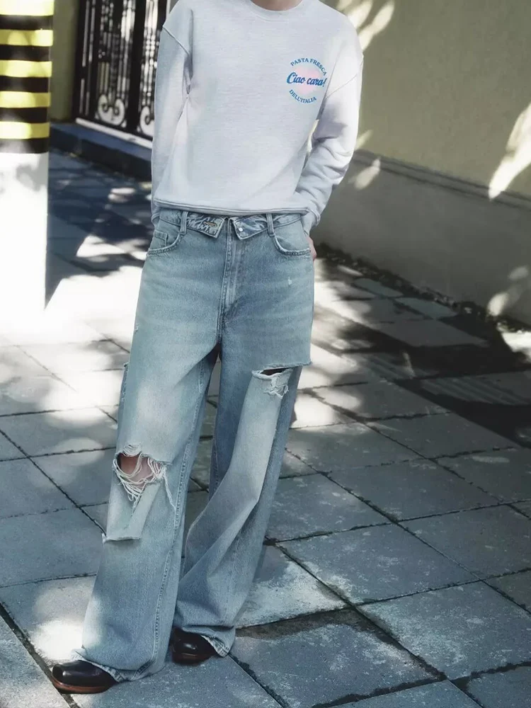 European and American style autumn new fashion trend women's versatile mid-waist fold-over waist jeans trousers
European and American style autumn new fashion trend women's versatile mid-waist fold-over waist jeans trousers