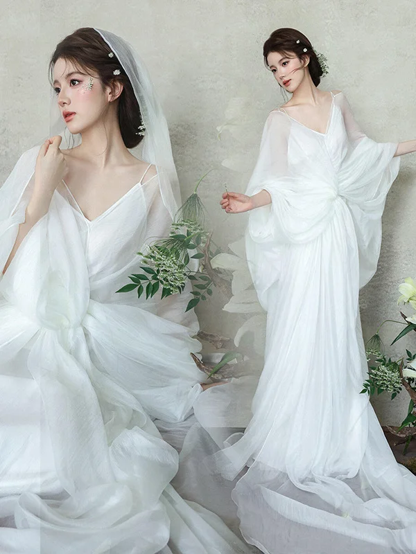 Pure Retro Chinese Zen Style Portrait Photography Studio New Arrival 2026 Autumn Seasonal Lady's Fashion Ethnic Costume
Pure Retro Chinese Zen Style Portrait Photography Studio New Arrival 2026 Autumn Seasonal Lady's Fashion Ethnic Costume