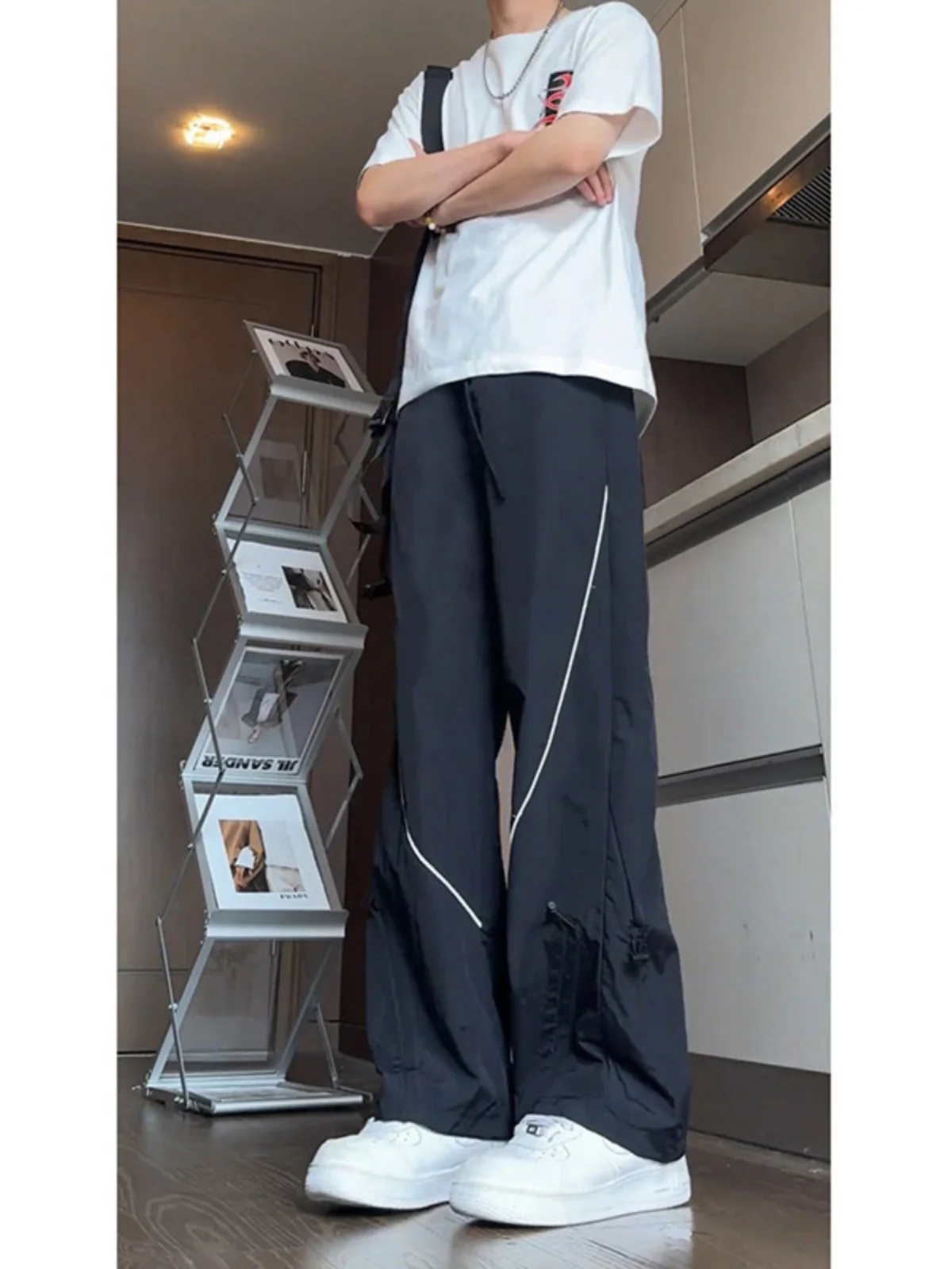 Qui Dry Paratrooper Pants Men's Summer Thin Long Trousers High Waist Wide Leg Casual Pants Loose Fit Youthful Sle
Qui Dry Paratrooper Pants Men's Summer Thin Long Trousers High Waist Wide Leg Casual Pants Loose Fit Youthful Sle