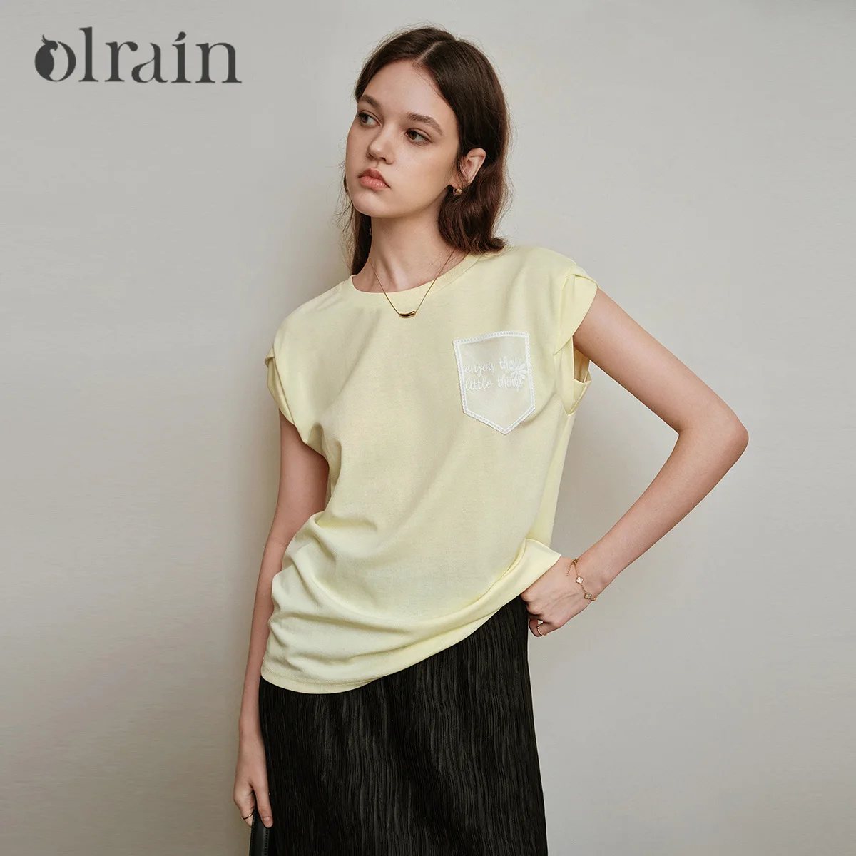 OLrain Women Short Sleeve T-Shirt Summer Tops 2025 Casual Fashion Lace Pocket Woman Crew Neck Tees Female Clothing O57XT98850
OLrain Women Short Sleeve T-Shirt Summer Tops 2025 Casual Fashion Lace Pocket Woman Crew Neck Tees Female Clothing O57XT98850