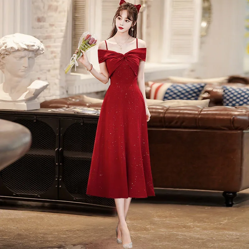 One shoulder No.61 evening dress 2024 new autumn temperament dress for petite brides
One shoulder No.61 evening dress 2024 new autumn temperament dress for petite brides