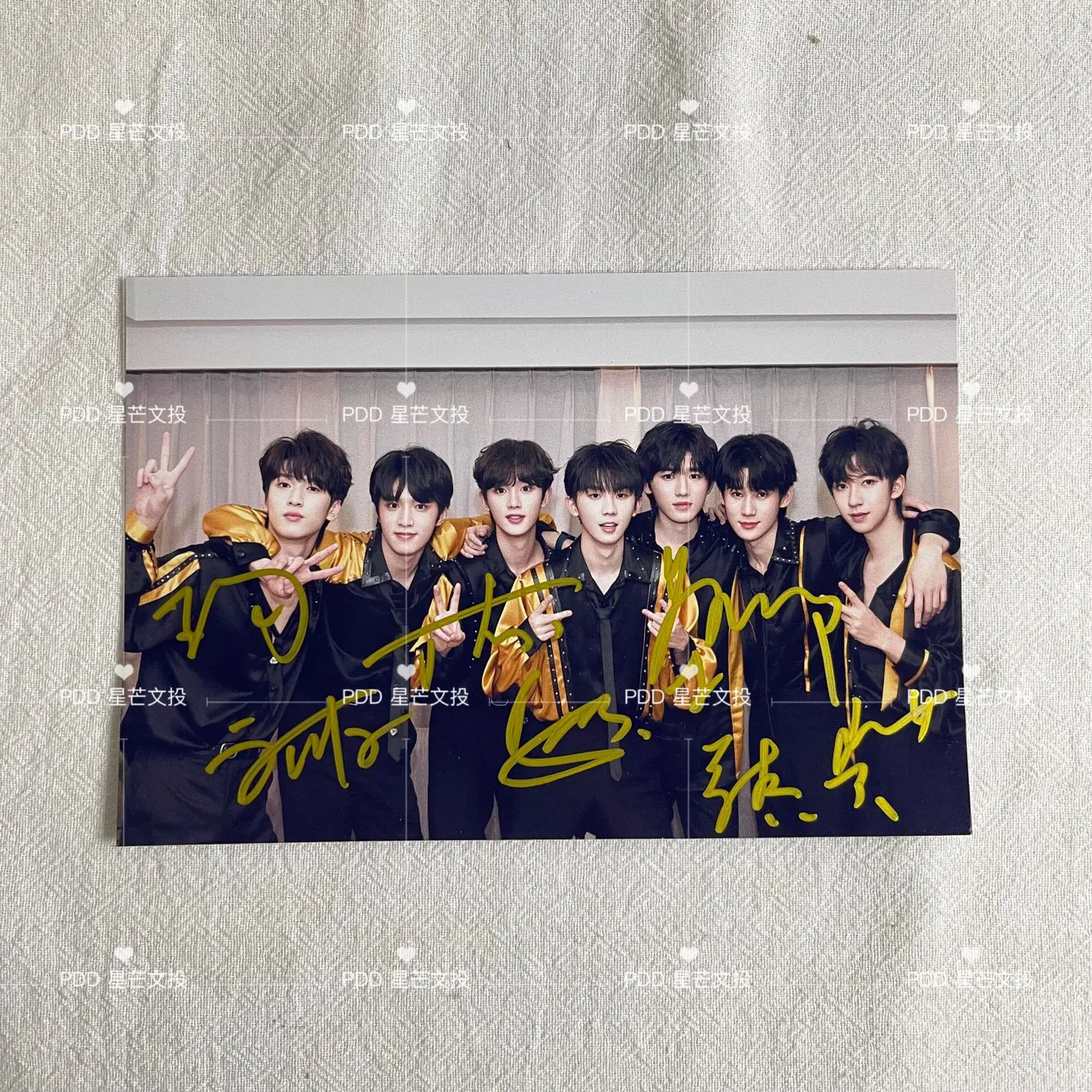 Teens in Times TNT 2023 New Year's Concert autographed photo 6-inch non printed birthday gift for friend
Teens in Times TNT 2023 New Year's Concert autographed photo 6-inch non printed birthday gift for friend