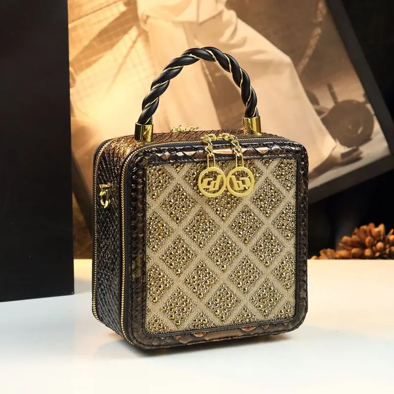Designer Brand Rhombic Box Square Bag New Rhinestone Leather Shoulder Crossbody Bags for Women
Designer Brand Rhombic Box Square Bag New Rhinestone Leather Shoulder Crossbody Bags for Women