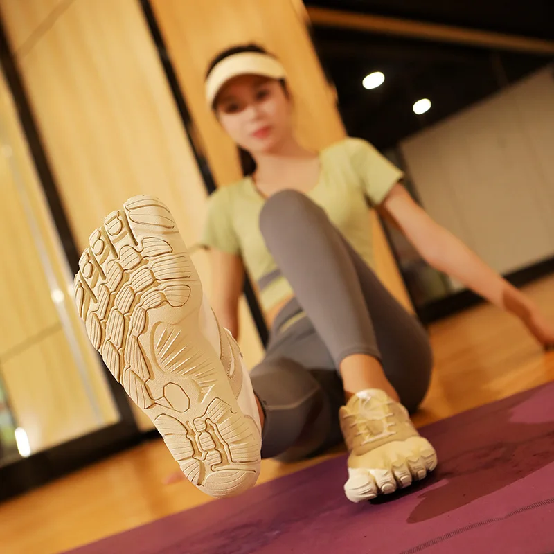 2026 New Women's Shoes Comfortable Non Slip Split Toe Sneakers for Woman Exquisite Casual Shoes Designer Shoes Zapatillas Mujer
2026 New Women's Shoes Comfortable Non Slip Split Toe Sneakers for Woman Exquisite Casual Shoes Designer Shoes Zapatillas Mujer