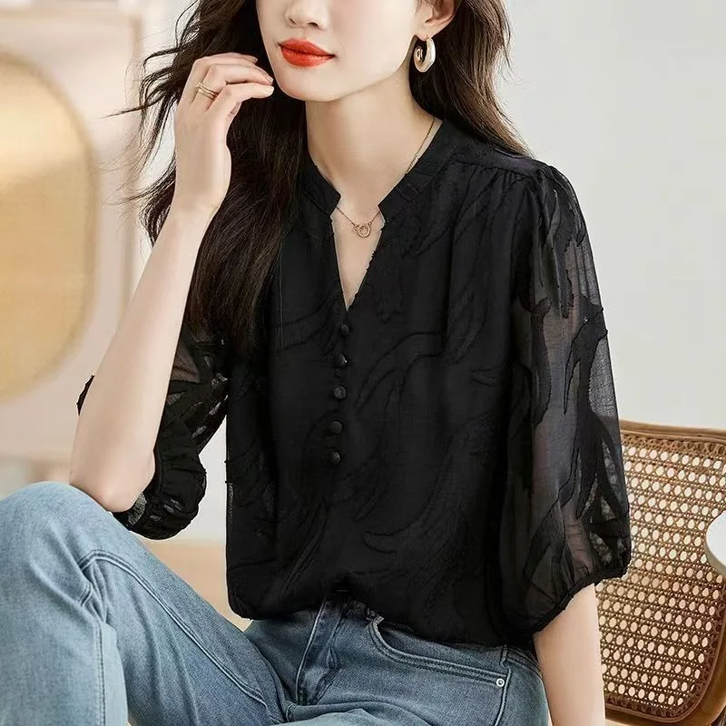 Korean Fashion Plus Size Women's Shirt Chiffon Short Sleeves Summer Women's Loose Casual Single Breasted Turndown Collar Plaid
Korean Fashion Plus Size Women's Shirt Chiffon Short Sleeves Summer Women's Loose Casual Single Breasted Turndown Collar Plaid