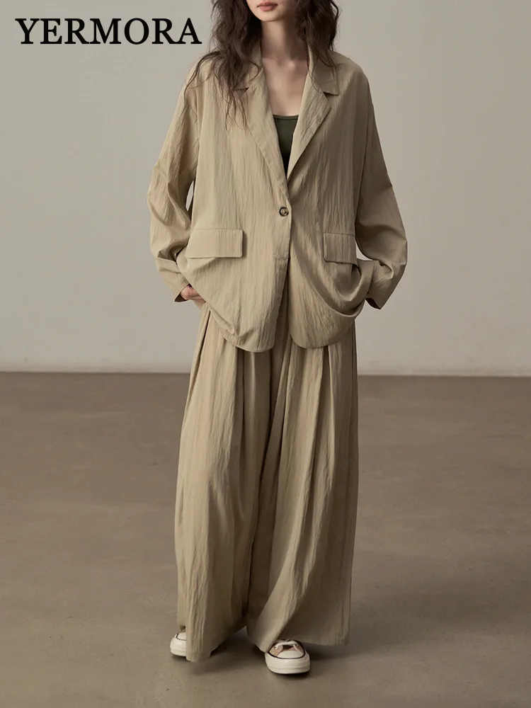 YERMORA women two pieces set khaki brief vintage blazer lapel long sleeve loose new wide leg pants fashion spring autumn 2025
YERMORA women two pieces set khaki brief vintage blazer lapel long sleeve loose new wide leg pants fashion spring autumn 2025