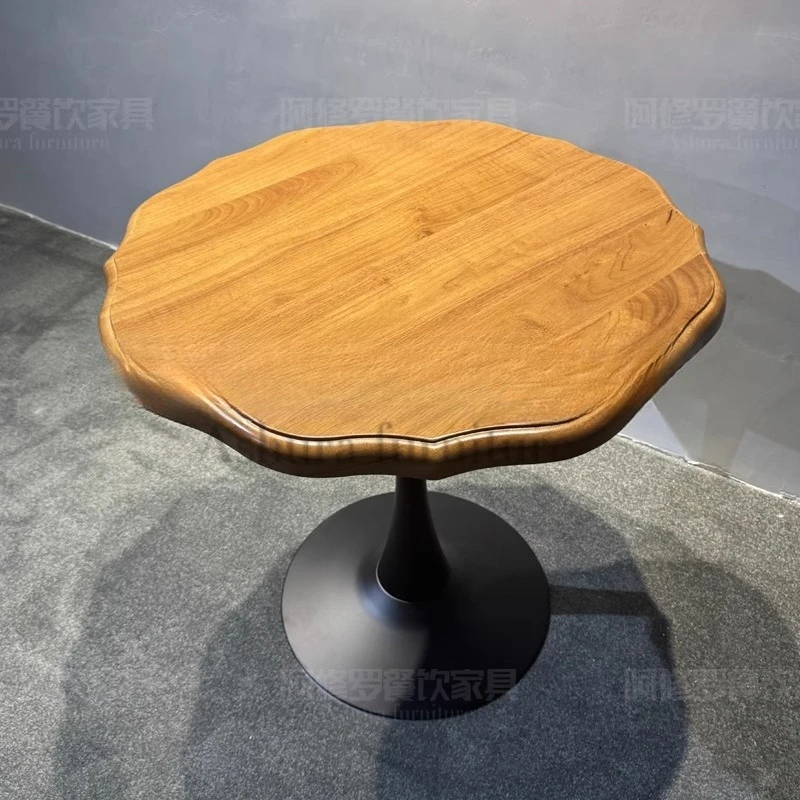 Retro cafe tables and solid wood baking cake shop chairs pub homestay dessert milk tea shop dining table and chair
Retro cafe tables and solid wood baking cake shop chairs pub homestay dessert milk tea shop dining table and chair
