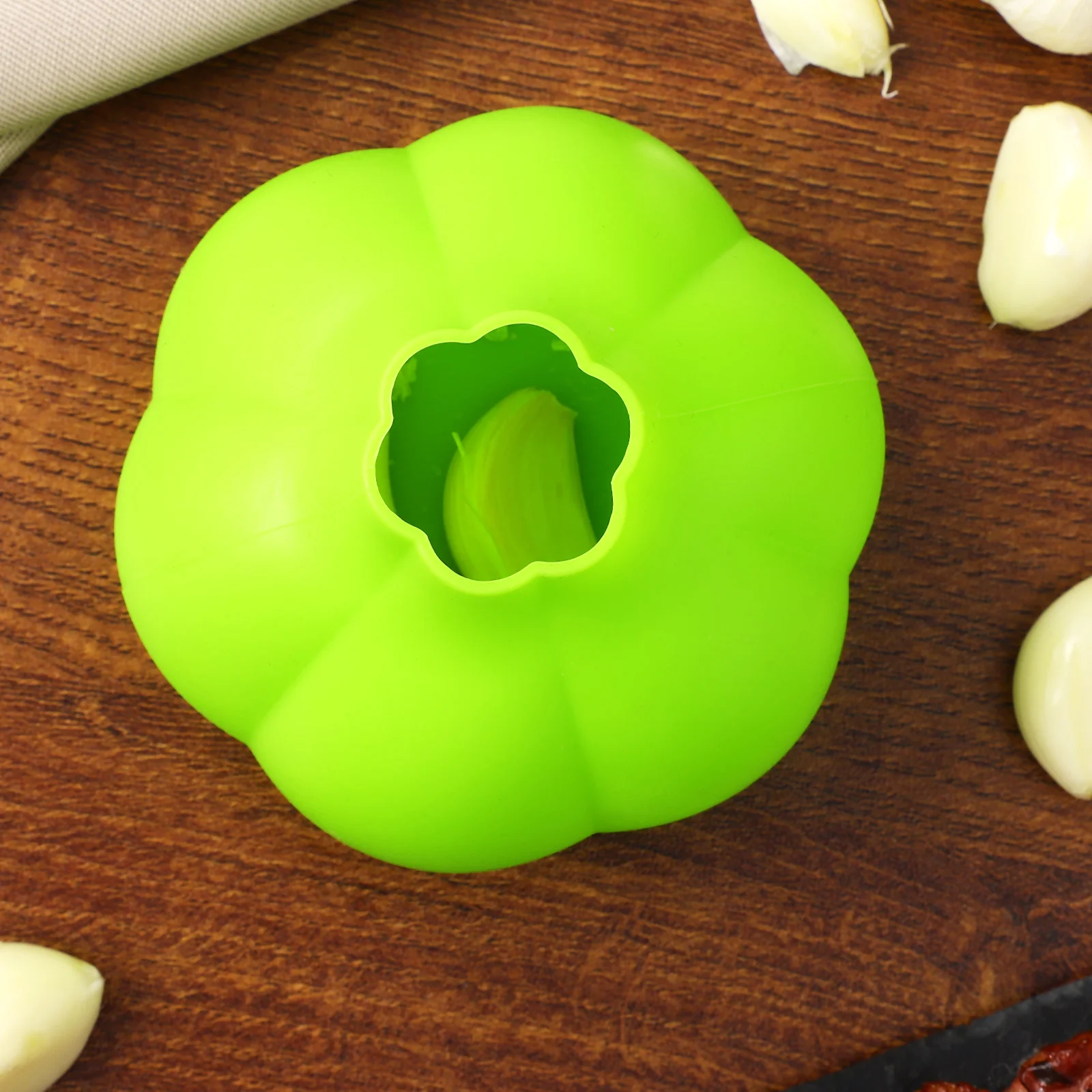 Garlic Peeling Tool Silicone Based Quick and Safe Skin Removal for Multiple Cloves Lightweight Easy Storage Cook Friendly
Garlic Peeling Tool Silicone Based Quick and Safe Skin Removal for Multiple Cloves Lightweight Easy Storage Cook Friendly