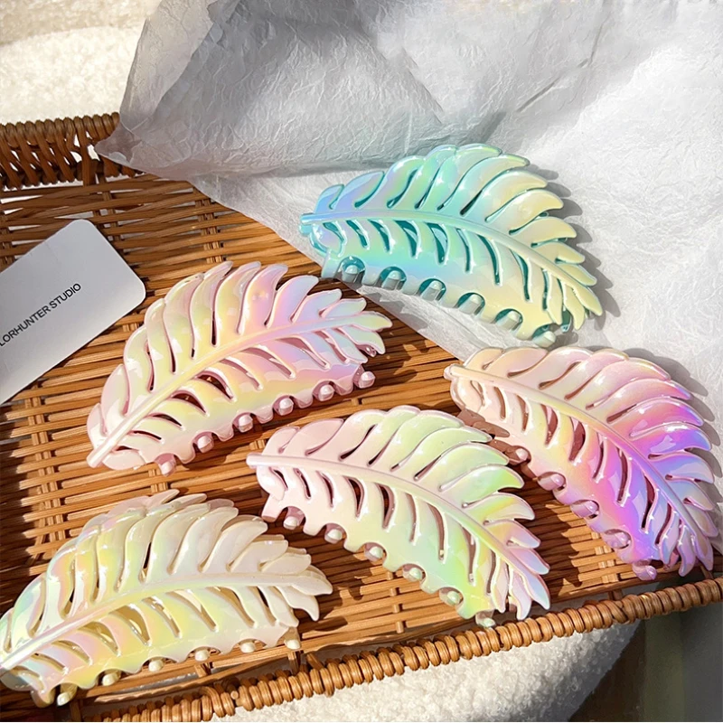 DuoShang NEW Gradient Butterfly Leaf Hair Claw Plastic Claw Clips Summer Trendy Crab Hair Clips for Women Girls Hair Accessories
DuoShang NEW Gradient Butterfly Leaf Hair Claw Plastic Claw Clips Summer Trendy Crab Hair Clips for Women Girls Hair Accessories