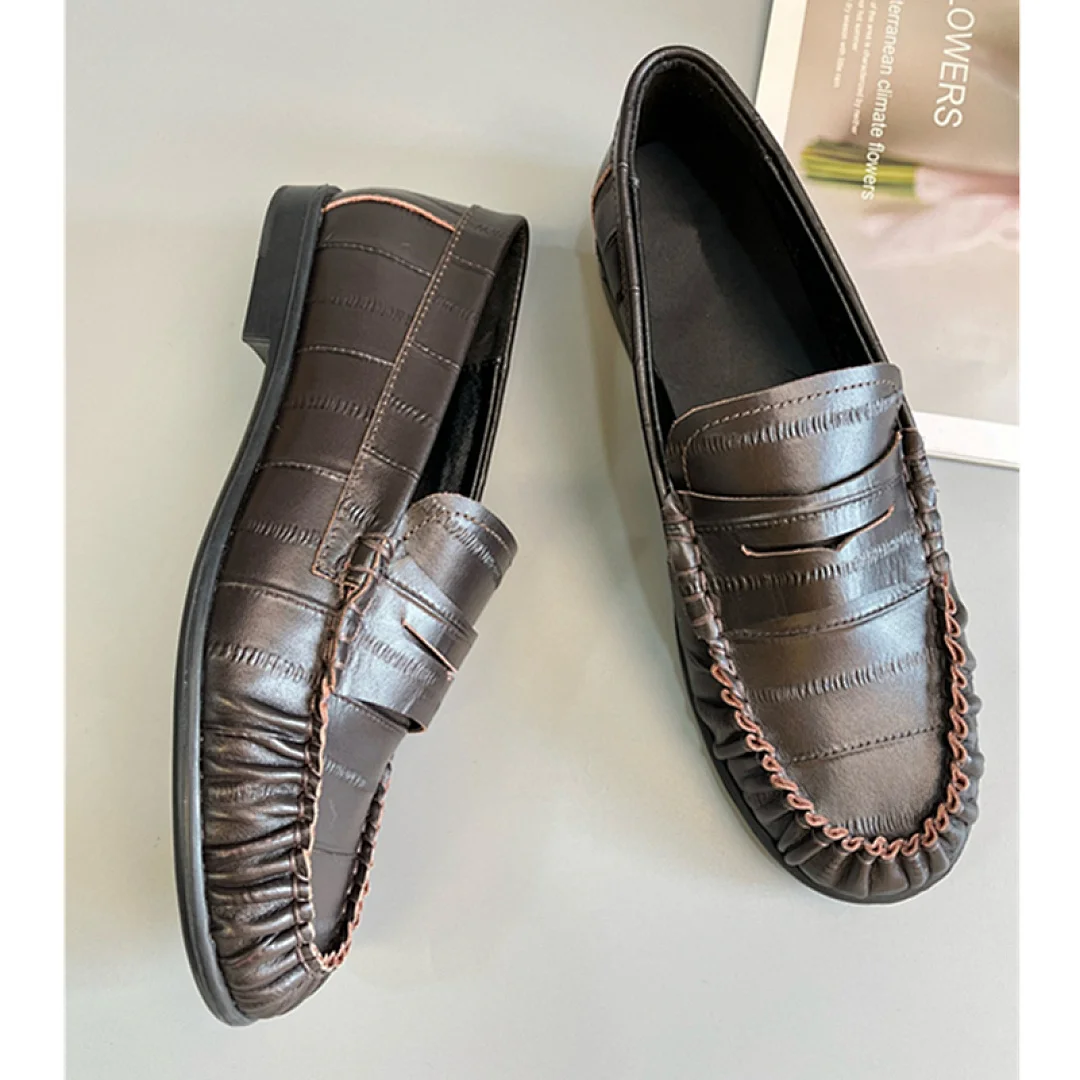 Maxdutti French Elegant Fashion Pleated Minimalist Woman Shoes Slip On Soft Genuine Leather Handmade Shoes For Woman Loafers
Maxdutti French Elegant Fashion Pleated Minimalist Woman Shoes Slip On Soft Genuine Leather Handmade Shoes For Woman Loafers