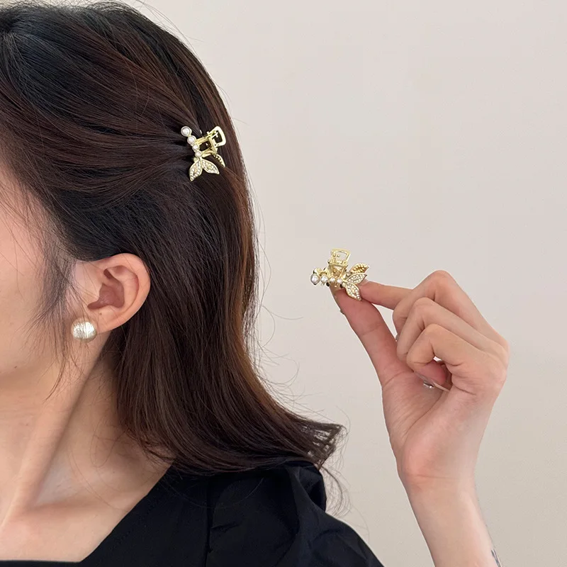 Mini hair accessories for women girl bow korean clip pin Headdress crab Designer vintage pearl 2025 fairy kpop Kawaii Cute new
Mini hair accessories for women girl bow korean clip pin Headdress crab Designer vintage pearl 2025 fairy kpop Kawaii Cute new