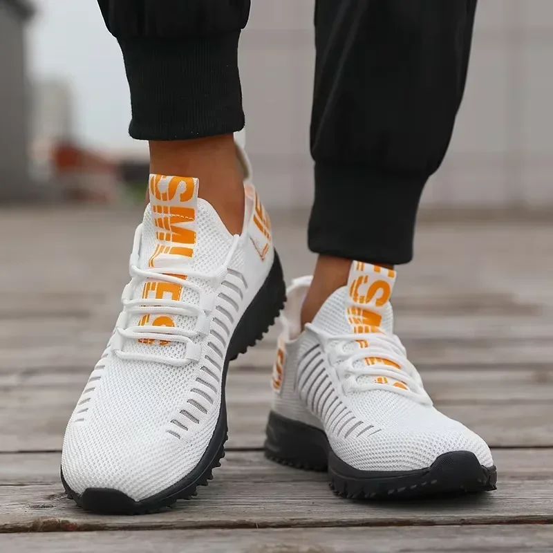Men's and Women Running Shoes High Quality Fashionable Breathable Outdoor Walking Shoes Comfortable Tennis Gym Couple Sneakers
Men's and Women Running Shoes High Quality Fashionable Breathable Outdoor Walking Shoes Comfortable Tennis Gym Couple Sneakers