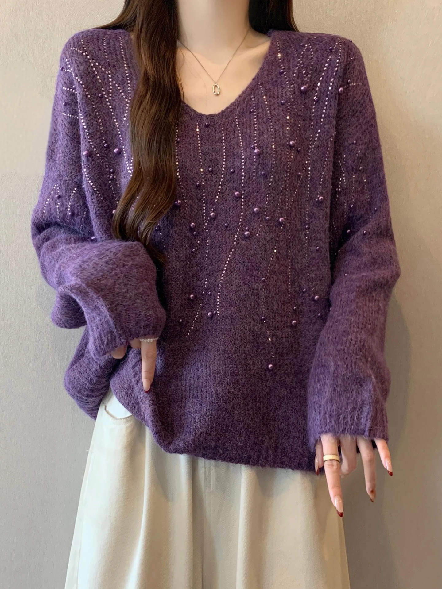 Уникальный красивый фиолетовый вязаный свитер с пайетками для женщин, осенне-зимний, больших размеров, в стиле кэжуал, премиум-класса, свободного кроя, вязаный топ
Уникальный красивый фиолетовый вязаный свитер с пайетками для женщин, осенне-зимний, больших размеров, в стиле кэжуал, премиум-класса, свободного кроя, вязаный топ