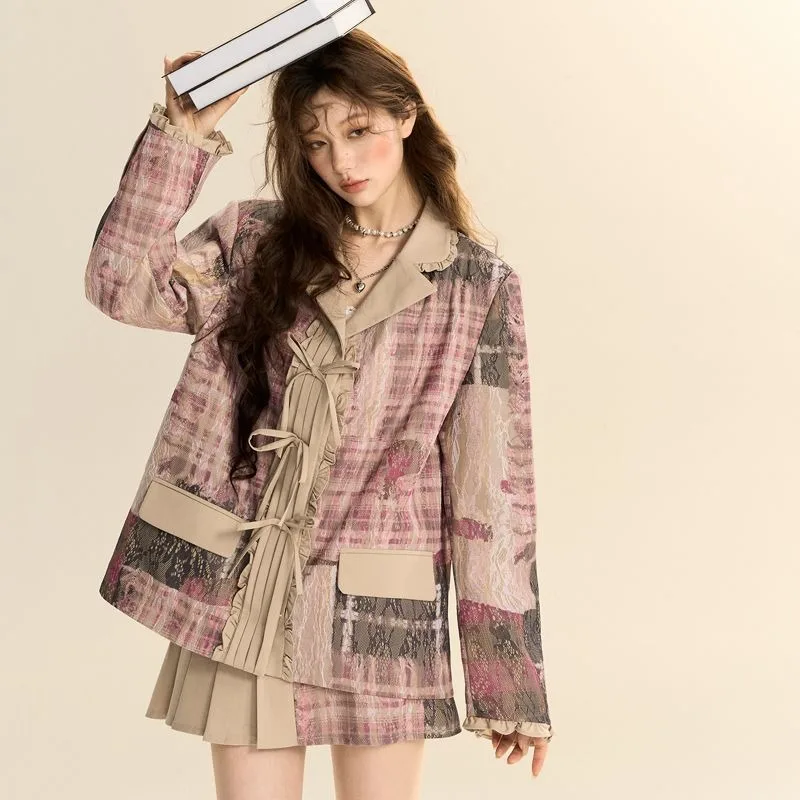 Корейский комплект в нежном стиле, женский весенне-летний контрастный кружевной костюм с отложным воротником и мини-юбкой, модный комплект из двух предметов
Корейский комплект в нежном стиле, женский весенне-летний контрастный кружевной костюм с отложным воротником и мини-юбкой, модный комплект из двух предметов