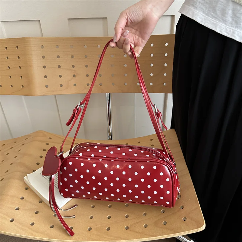 Women's Polka Dot Shoulder Bag New Niche Design Underarm Bag Commute Crossbody Bag High Appearance Fashion Bag
Women's Polka Dot Shoulder Bag New Niche Design Underarm Bag Commute Crossbody Bag High Appearance Fashion Bag