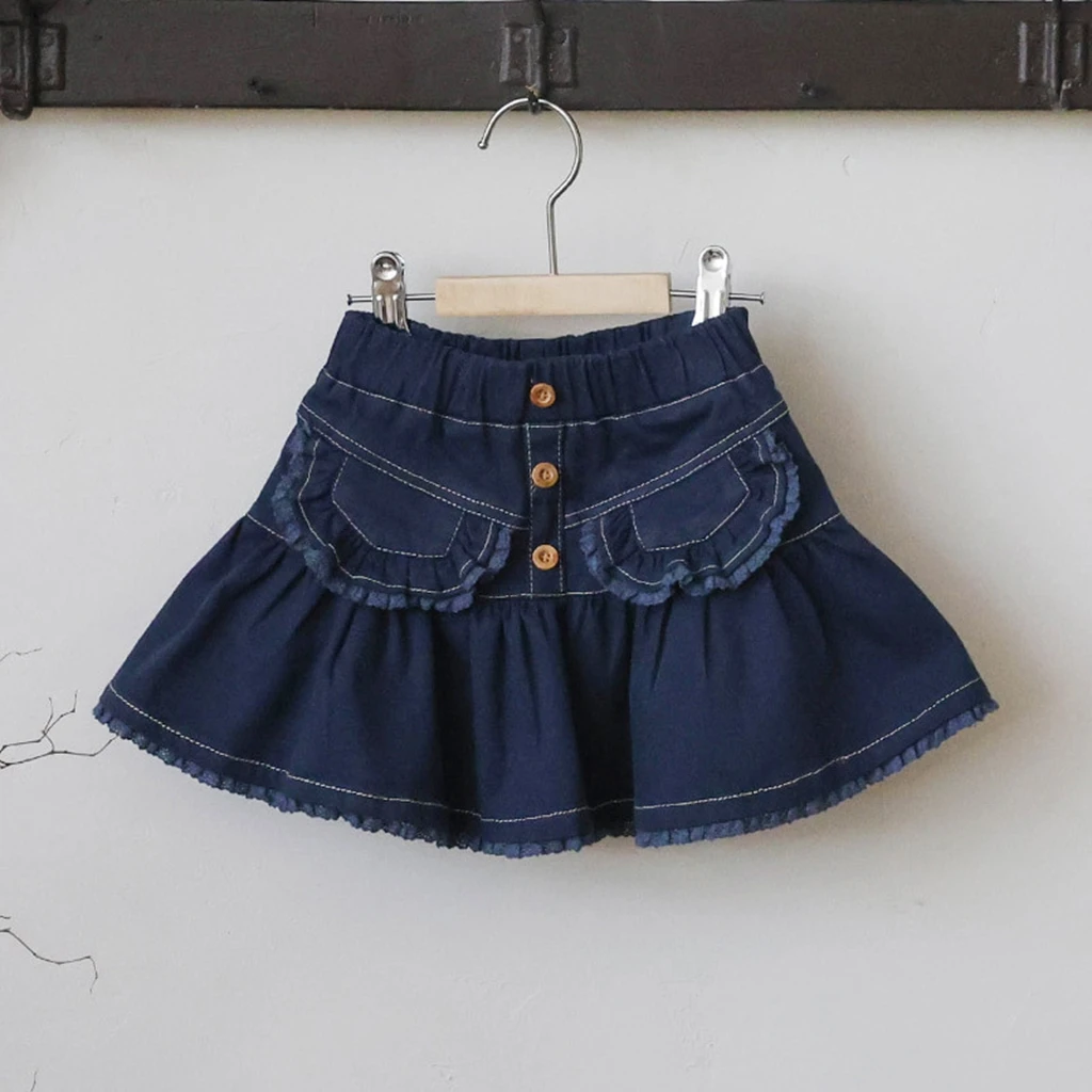 Spring 2026 Korean Style Girls' Flared Tulle Elastic Waist Denim Mini Skirt Fashionable And Chic Half-length Skirts for Kids
Spring 2026 Korean Style Girls' Flared Tulle Elastic Waist Denim Mini Skirt Fashionable And Chic Half-length Skirts for Kids
