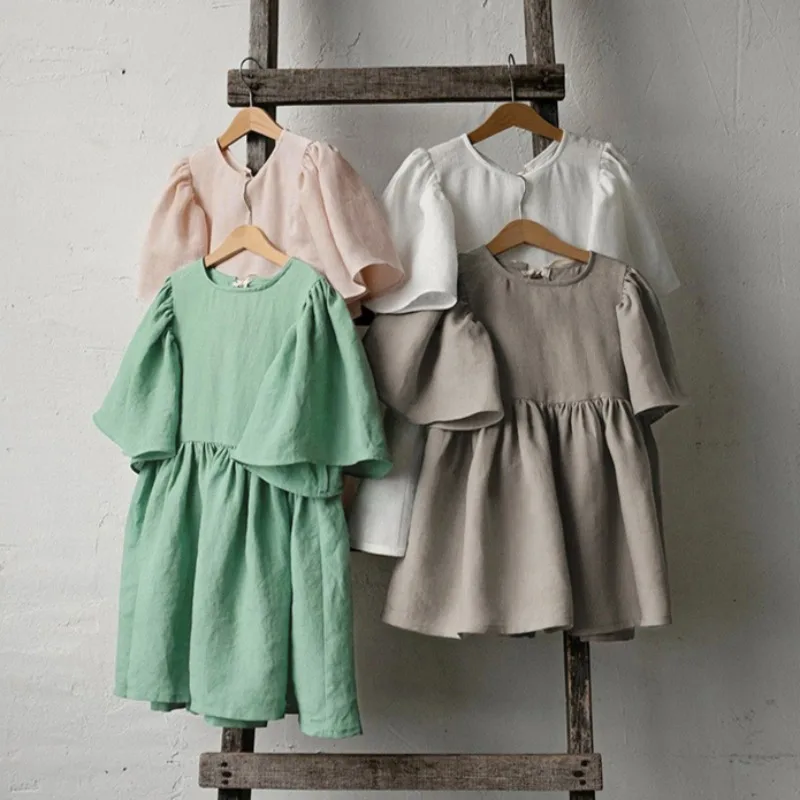 Chic Flared Sleeve Cotton Linen Flower Girls Dresses For Weddings 2025 New Back Bow Lace-Up Casual Loose Kids Party Dresses
Chic Flared Sleeve Cotton Linen Flower Girls Dresses For Weddings 2025 New Back Bow Lace-Up Casual Loose Kids Party Dresses