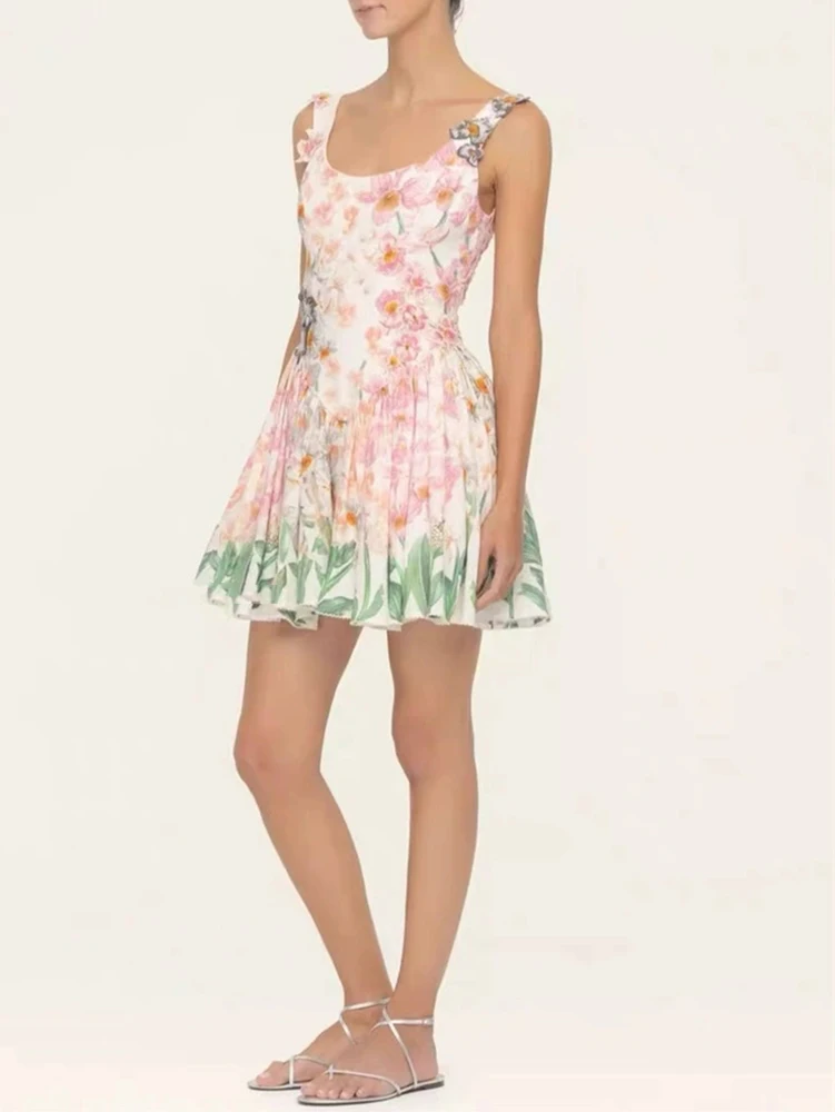 Sexy shoulder patch retro printed suspender dress 2025 summer women's fashion pleated waist loose puffy skirt short skirt
Sexy shoulder patch retro printed suspender dress 2025 summer women's fashion pleated waist loose puffy skirt short skirt