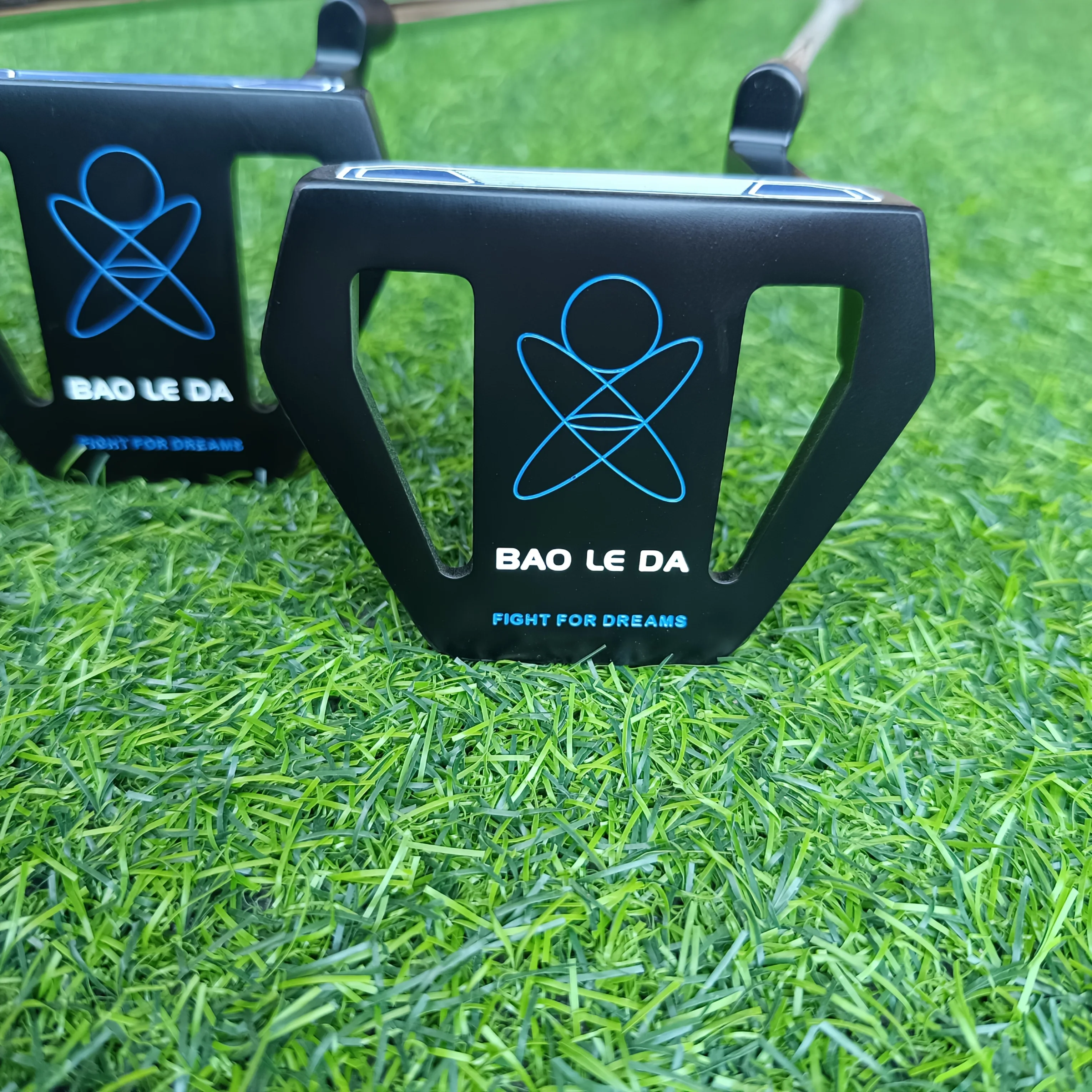 1pcs, golf putter, mallet golf putter, golf putters, square golf putters, high-grade golf putter, zinc alloy golf putter
1pcs, golf putter, mallet golf putter, golf putters, square golf putters, high-grade golf putter, zinc alloy golf putter