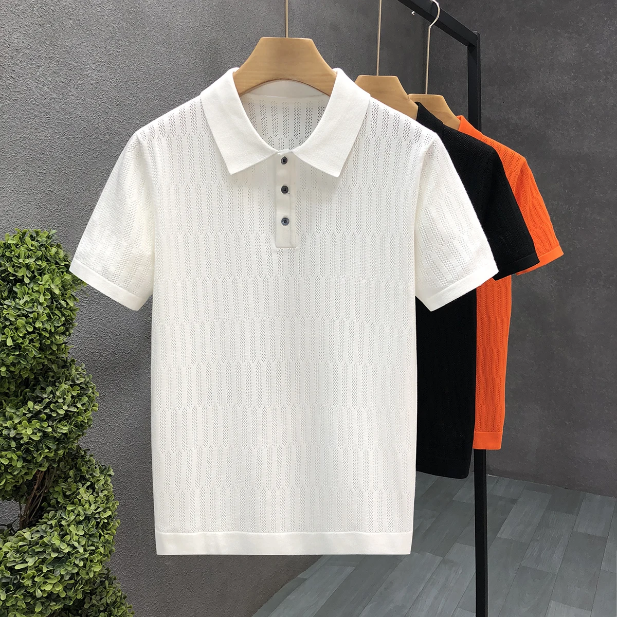 Fashion Solid Color Knit Polo Shirts Men Short Sleeve Turn-down Collar Knitted Tops Spring Summer Vintage Polo Shirts Q09
Fashion Solid Color Knit Polo Shirts Men Short Sleeve Turn-down Collar Knitted Tops Spring Summer Vintage Polo Shirts Q09