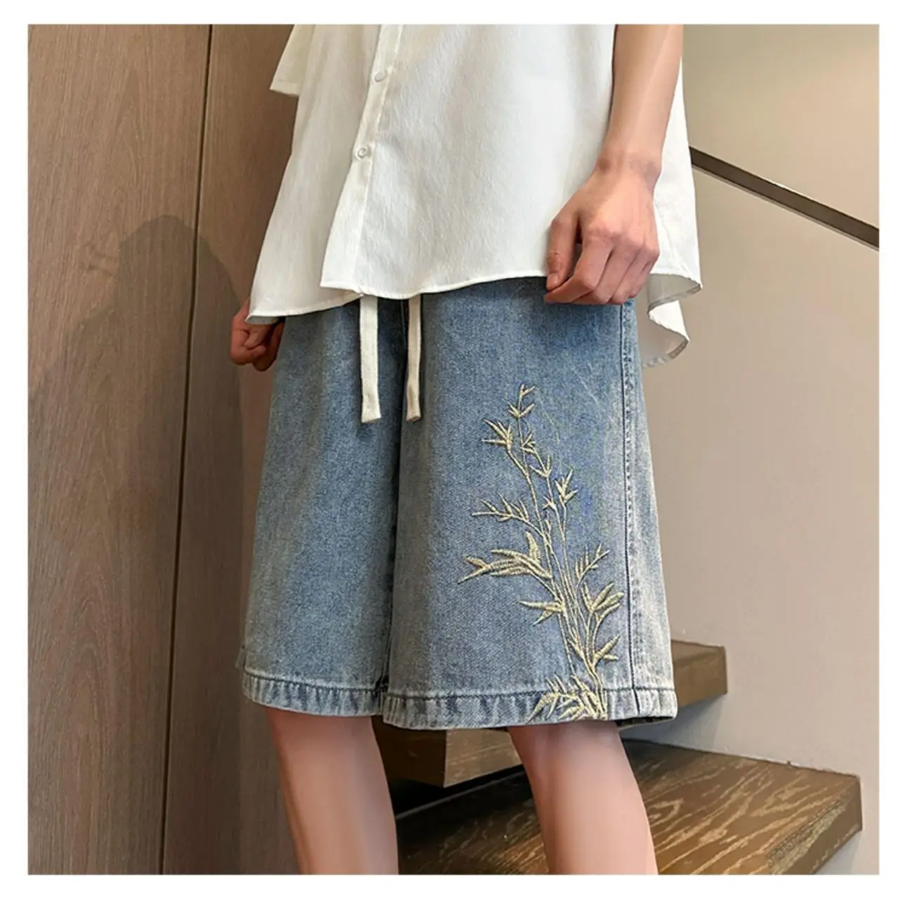 2026 Hip Hop Embroidery Denim Shorts Y2K Streetwear Men Vintage Bamboo Embroidery Baggy Jeans Pants Fashion Summer Loose Shorts
2026 Hip Hop Embroidery Denim Shorts Y2K Streetwear Men Vintage Bamboo Embroidery Baggy Jeans Pants Fashion Summer Loose Shorts