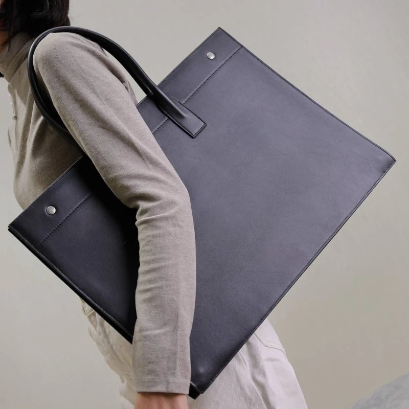 Luxury Designer Handbags High Quality Women Brand Crossbody Bag Famous Real Leather Flap Handbag Famous Shoulder Bags 2025 Trend
Luxury Designer Handbags High Quality Women Brand Crossbody Bag Famous Real Leather Flap Handbag Famous Shoulder Bags 2025 Trend