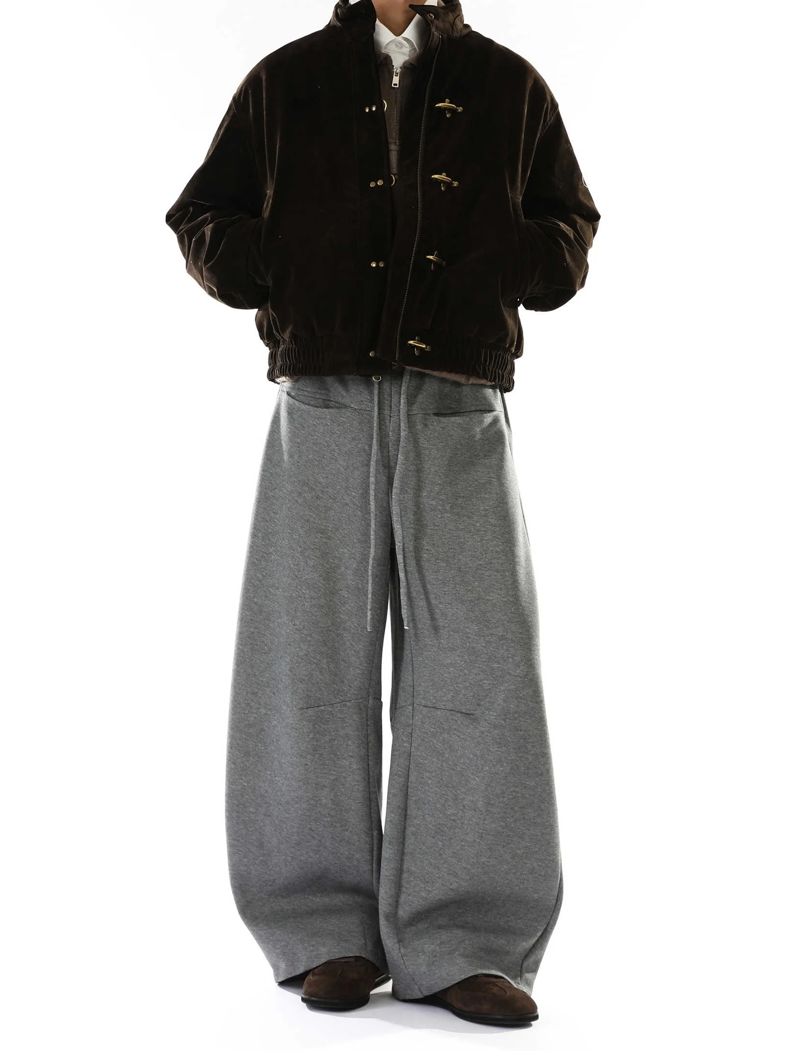 American Sle High-End Casual Sweatpants ey Straight Leg Drapey ex Loose Fit Spring Autumn Leisure Trousers
American Sle High-End Casual Sweatpants ey Straight Leg Drapey ex Loose Fit Spring Autumn Leisure Trousers