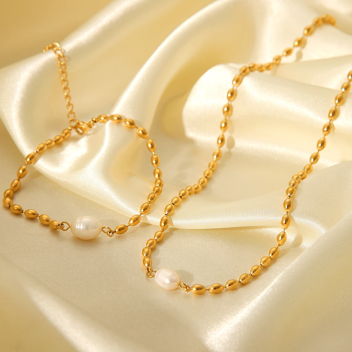 Natural Freshwater Pearl Bracelet Necklace Set 18K Gold Plated Stainless Steel Jewelry For Women Daily Party Gift
Natural Freshwater Pearl Bracelet Necklace Set 18K Gold Plated Stainless Steel Jewelry For Women Daily Party Gift