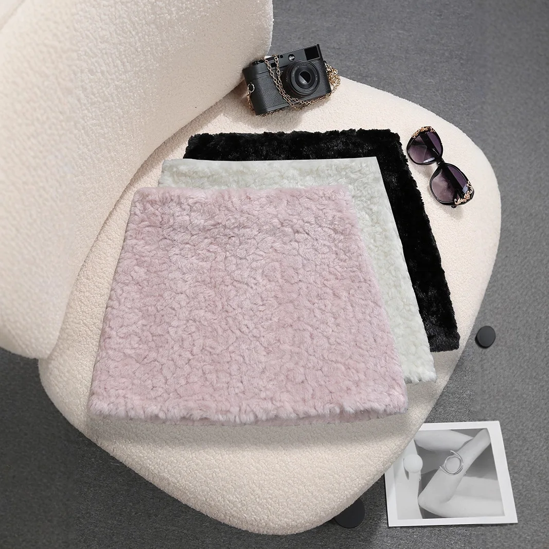 Lamb Wool Hip Skirt Winter Women's High Waist Wool Skirt
Lamb Wool Hip Skirt Winter Women's High Waist Wool Skirt