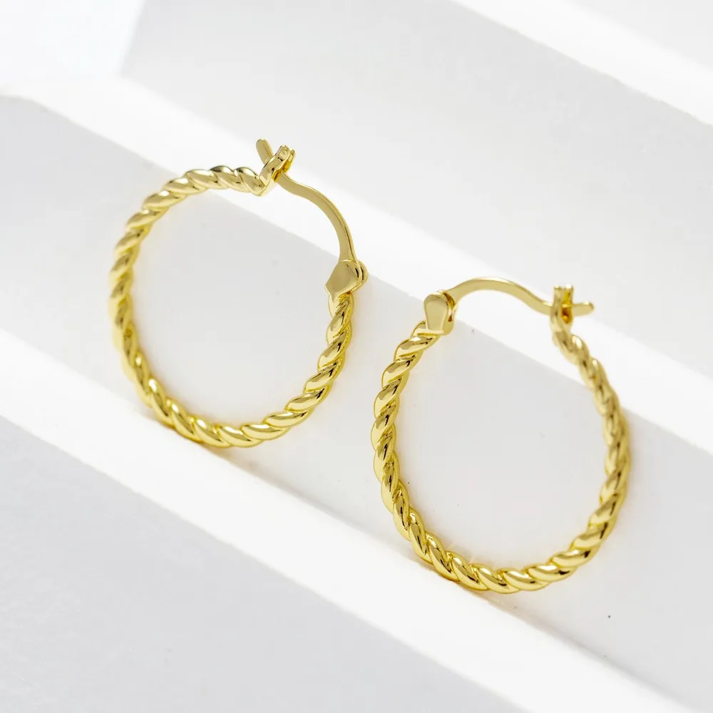 Daisini винтажные витые серьги-кольца для женщин, позолоченные латунные пряжки для ушей, штабелируемые круглые обручи, вечерние украшения
Daisini винтажные витые серьги-кольца для женщин, позолоченные латунные пряжки для ушей, штабелируемые круглые обручи, вечерние украшения