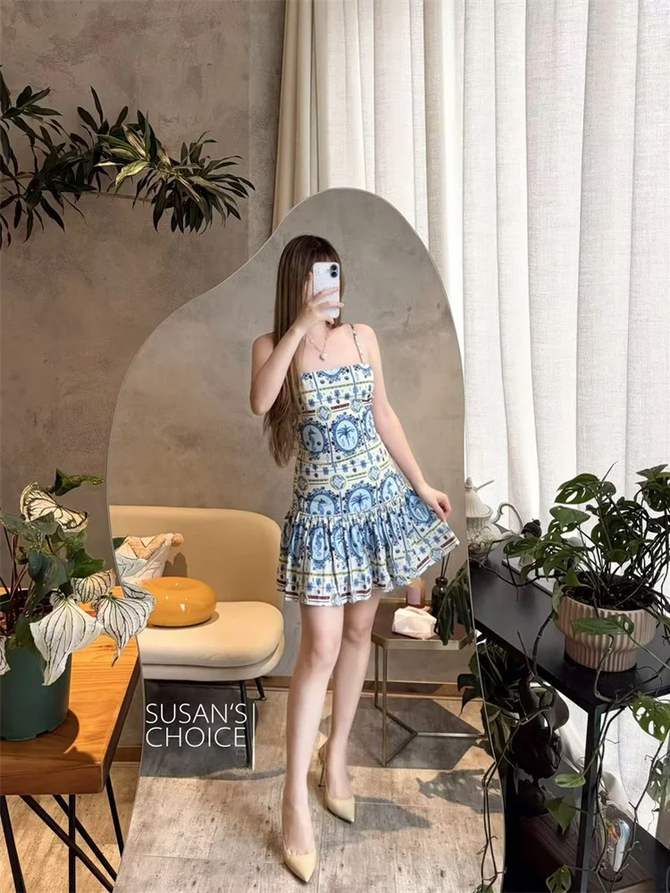 Susan Casual Cotton Print Dress Blue Sea Coconut Tree Pattern Short Women's Dress High Waist Spring Season Casual Wear
Susan Casual Cotton Print Dress Blue Sea Coconut Tree Pattern Short Women's Dress High Waist Spring Season Casual Wear
