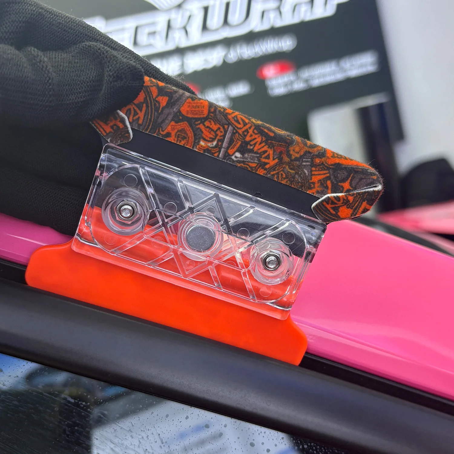 Новый набор многофункциональных скребок с двумя краями | Магнитный съемный инструмент для установки PPF и винила с жесткими и мягкими лезвиями для окантовки
Новый набор многофункциональных скребок с двумя краями | Магнитный съемный инструмент для установки PPF и винила с жесткими и мягкими лезвиями для окантовки