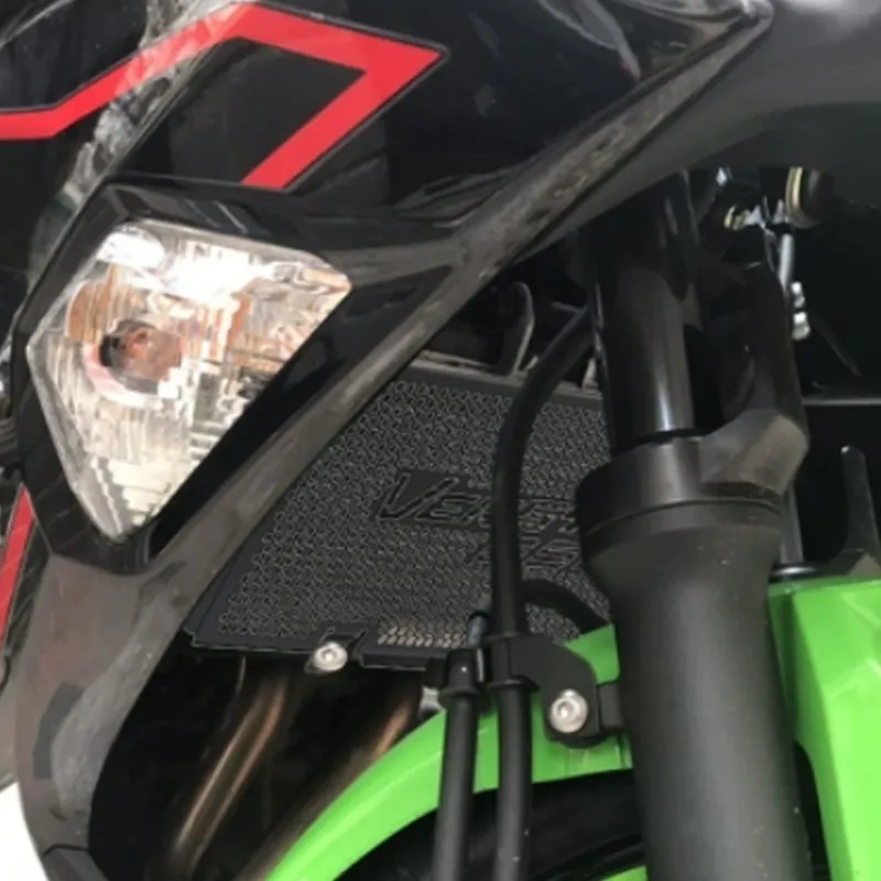 Защитная крышка радиатора для мотоцикла Kawasaki Versys 650 2010-2011-2012-2013-2014
Защитная крышка радиатора для мотоцикла Kawasaki Versys 650 2010-2011-2012-2013-2014