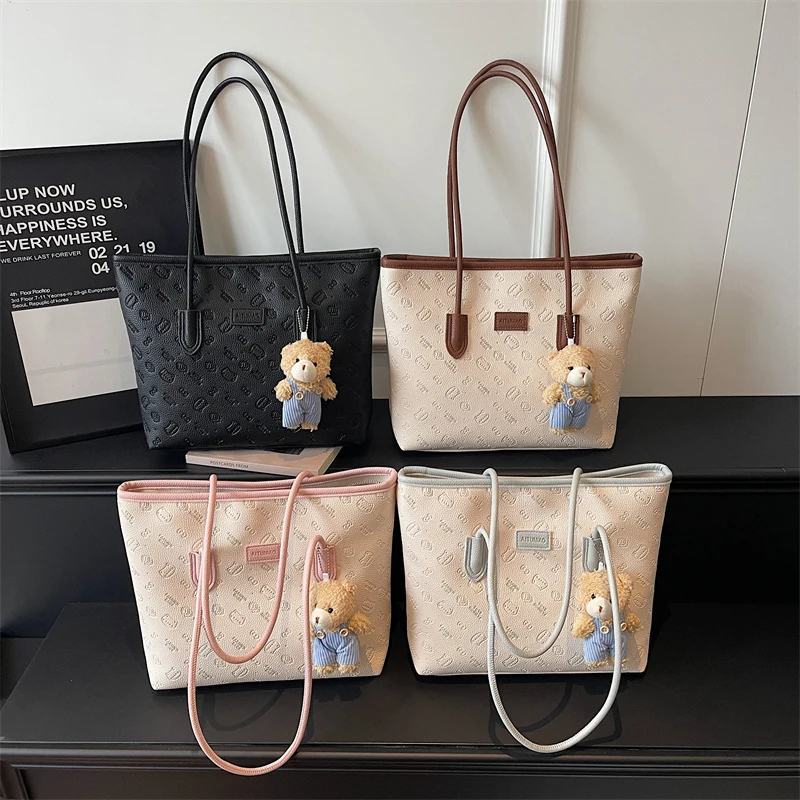New Printed PU Leather Tote Bag Large Capacity Ladies Shoulder Bag Casual Backpack Commuter Bag Travel Backpack
New Printed PU Leather Tote Bag Large Capacity Ladies Shoulder Bag Casual Backpack Commuter Bag Travel Backpack