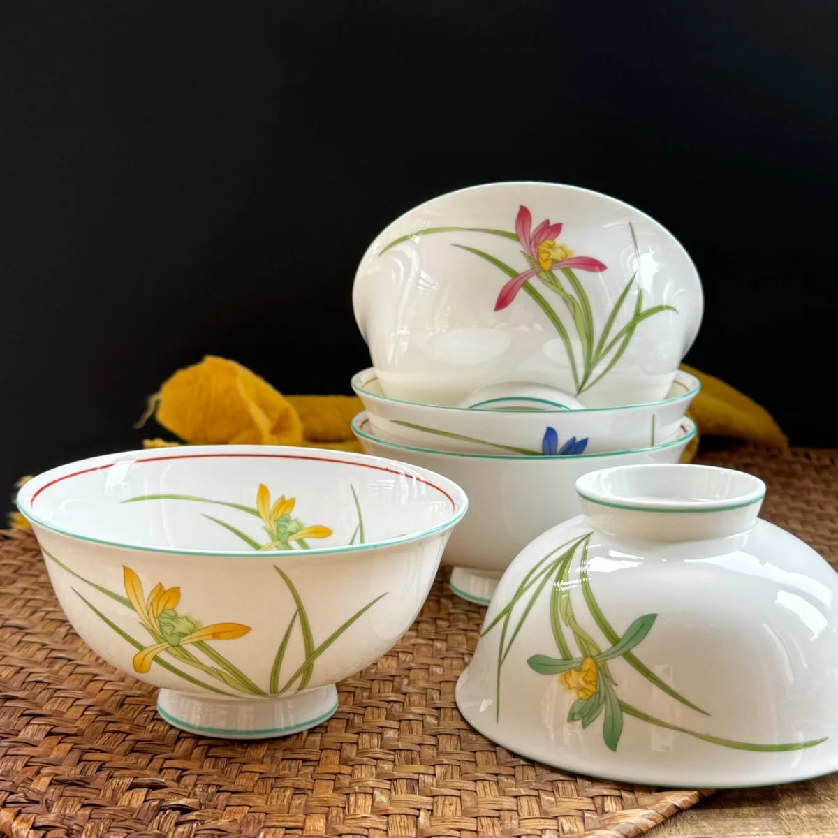 Light Porcelain Rice Bowl Thin Orchid Series Underglaze Color Dert Bowl Small Bowl Personali High Footed Bowl
Light Porcelain Rice Bowl Thin Orchid Series Underglaze Color Dert Bowl Small Bowl Personali High Footed Bowl