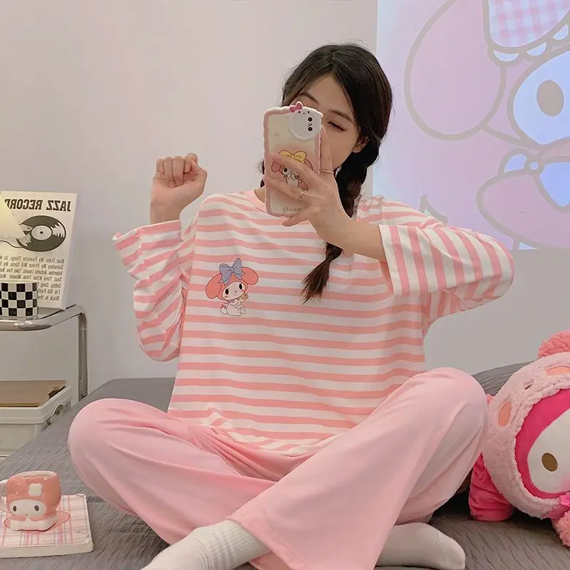 Kuromi Cinnamoroll Anime Kawaii Sanrio Long Sleeve Shirt Pants Set Cute My Melody Pajamas Loose Home Clothing Gifts for Girls
Kuromi Cinnamoroll Anime Kawaii Sanrio Long Sleeve Shirt Pants Set Cute My Melody Pajamas Loose Home Clothing Gifts for Girls