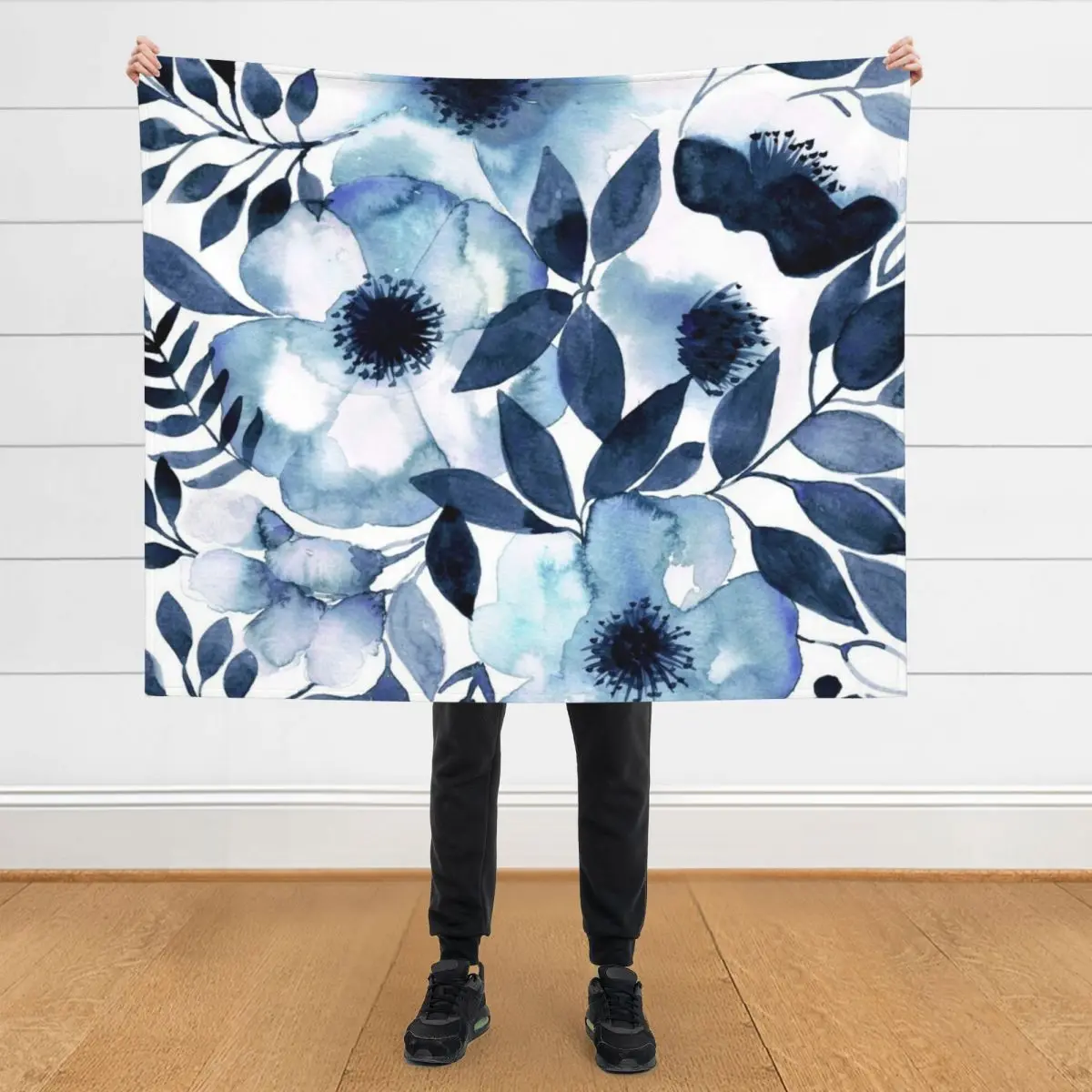 Hamptons style navy blue watercolour floral painting Throw Blanket For Baby Camping Blankets For Bed Blankets 
Hamptons style navy blue watercolour floral painting Throw Blanket For Baby Camping Blankets For Bed Blankets