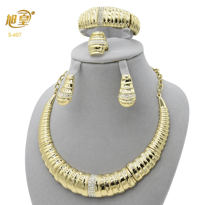 XUHUANG Indian Exquisite Necklace Choker Jewelry Set Dubai Luxury Wedding Party Gift African High Quality Necklace Set Wholesale
XUHUANG Indian Exquisite Necklace Choker Jewelry Set Dubai Luxury Wedding Party Gift African High Quality Necklace Set Wholesale