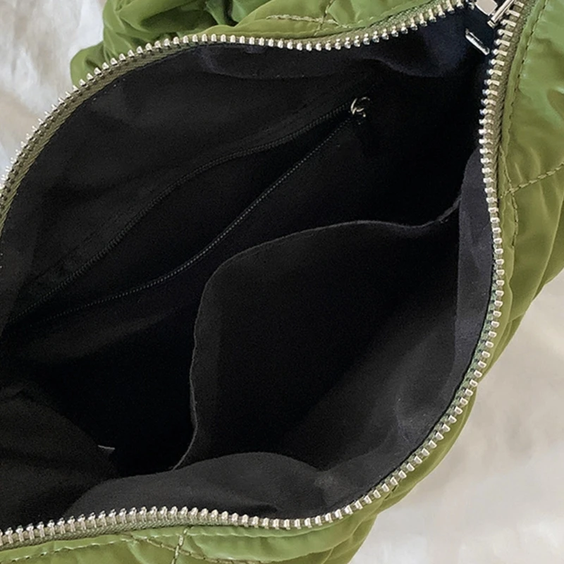 Casual Quilted Shoulder Bag For Daily Use Travel And Shopping Unisex Pleated Crossbody Purse Undarm Bag
Casual Quilted Shoulder Bag For Daily Use Travel And Shopping Unisex Pleated Crossbody Purse Undarm Bag