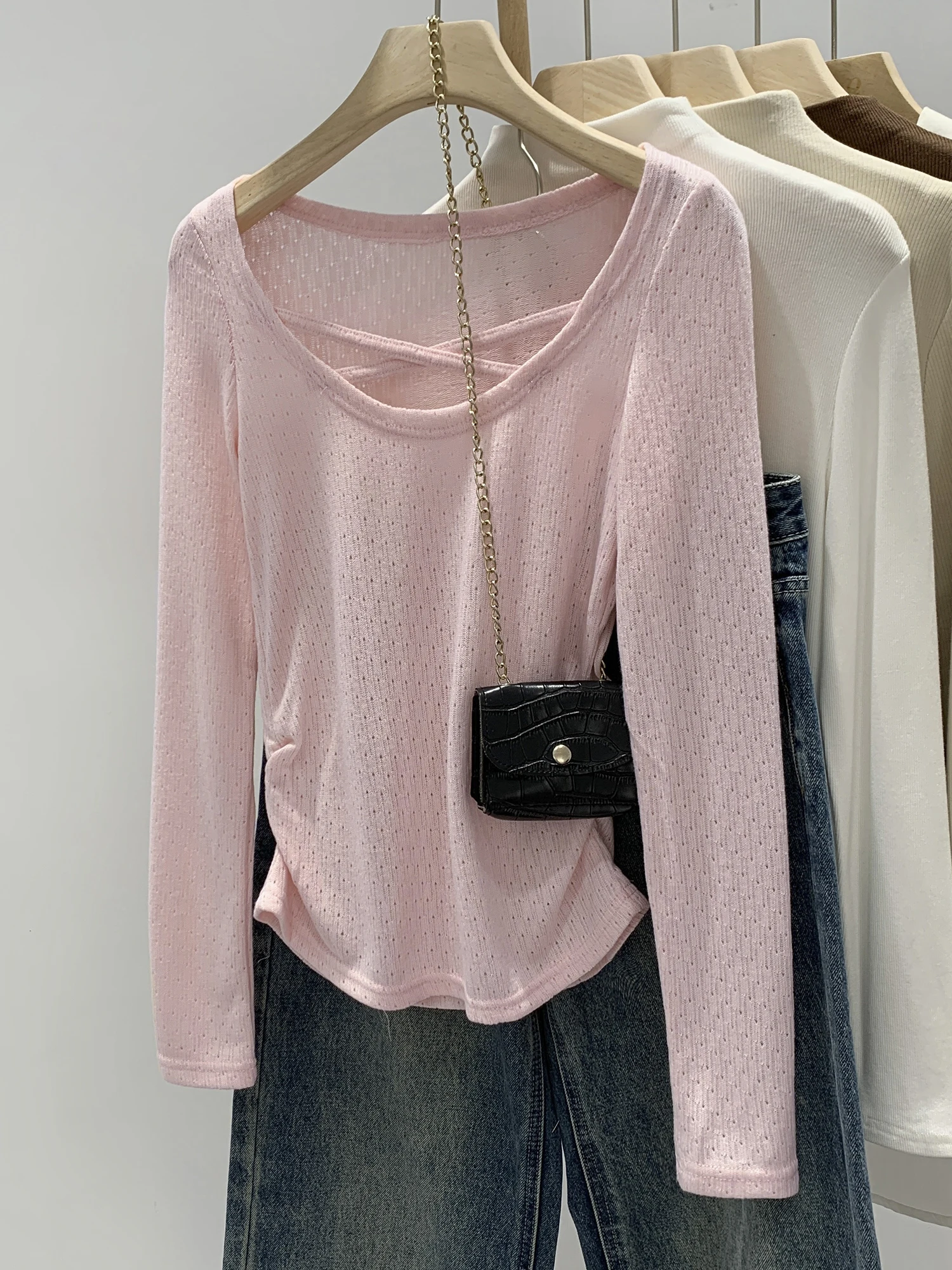 Unique Design Hollow out Knitted Base Shirt Women's Fashionable Autumn 2026 New Style Single Wear Polyester Fiber Long Sleeve
Unique Design Hollow out Knitted Base Shirt Women's Fashionable Autumn 2026 New Style Single Wear Polyester Fiber Long Sleeve