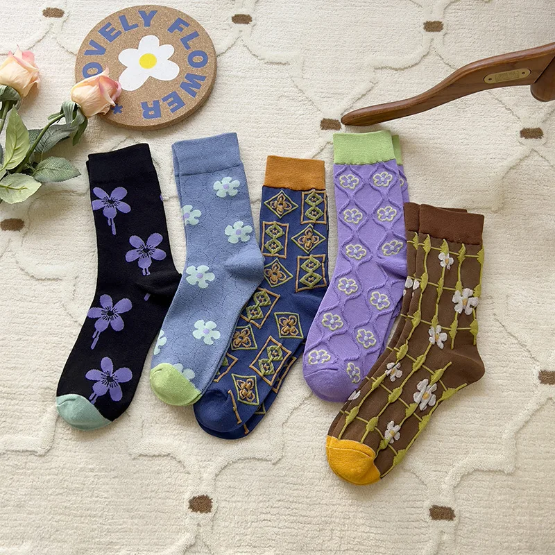 Autumn Girls Cotton Home Thermal Warm Long Socks Women Ethnic Vintage Funny Floral Essentials Stockings for Female Cheap Items
Autumn Girls Cotton Home Thermal Warm Long Socks Women Ethnic Vintage Funny Floral Essentials Stockings for Female Cheap Items