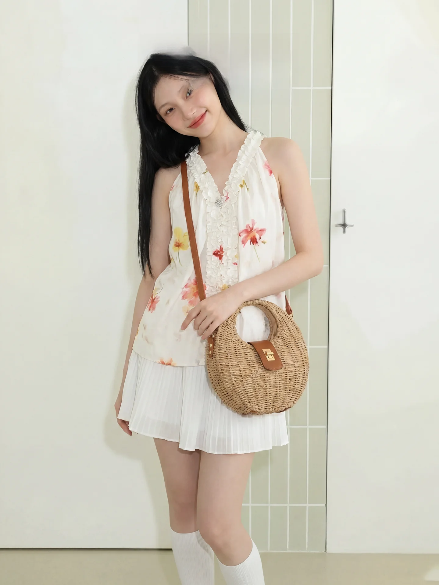 Orange Girl Grass Woven Bag Shoulder Crossbody Beach Bag Handheld Basket Soft Spacious Capacity Lock Clasp Holiday Style Bag
Orange Girl Grass Woven Bag Shoulder Crossbody Beach Bag Handheld Basket Soft Spacious Capacity Lock Clasp Holiday Style Bag