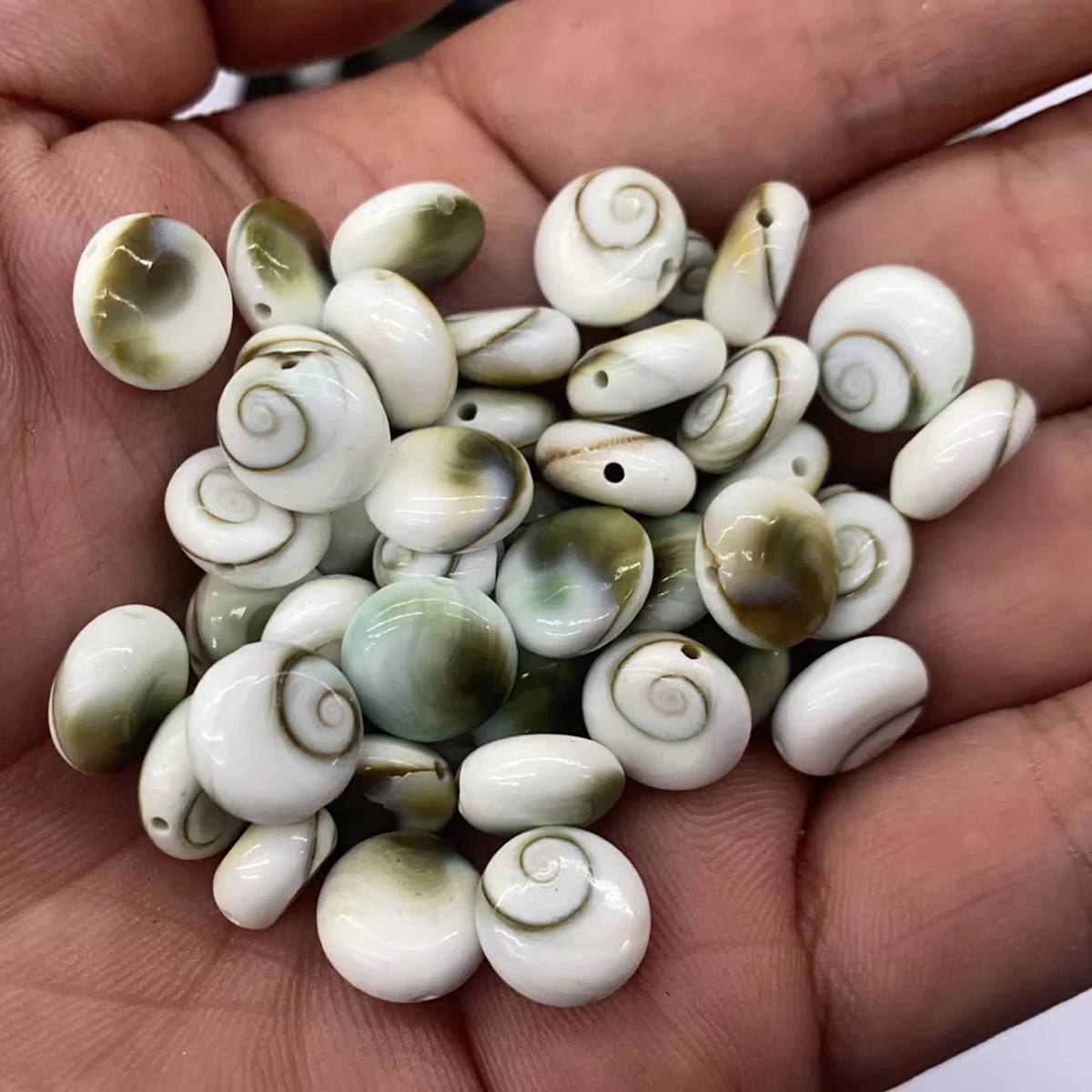 10Pcs 10mm Natural Mother Of Pearl Conch Shell Loose Beads DIY Jewelry Making Accessories For Earrings Necklace Craft
10Pcs 10mm Natural Mother Of Pearl Conch Shell Loose Beads DIY Jewelry Making Accessories For Earrings Necklace Craft