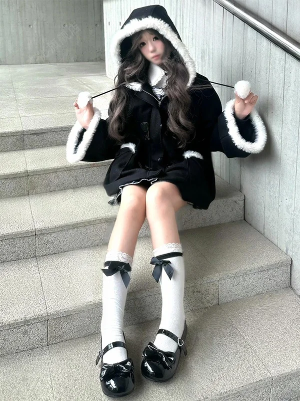 Korean College Style Woolen Coat Women's Small Size Autumn Winter New Arrival Hooded Cloak Button Front Retro Commuter Coat
Korean College Style Woolen Coat Women's Small Size Autumn Winter New Arrival Hooded Cloak Button Front Retro Commuter Coat
