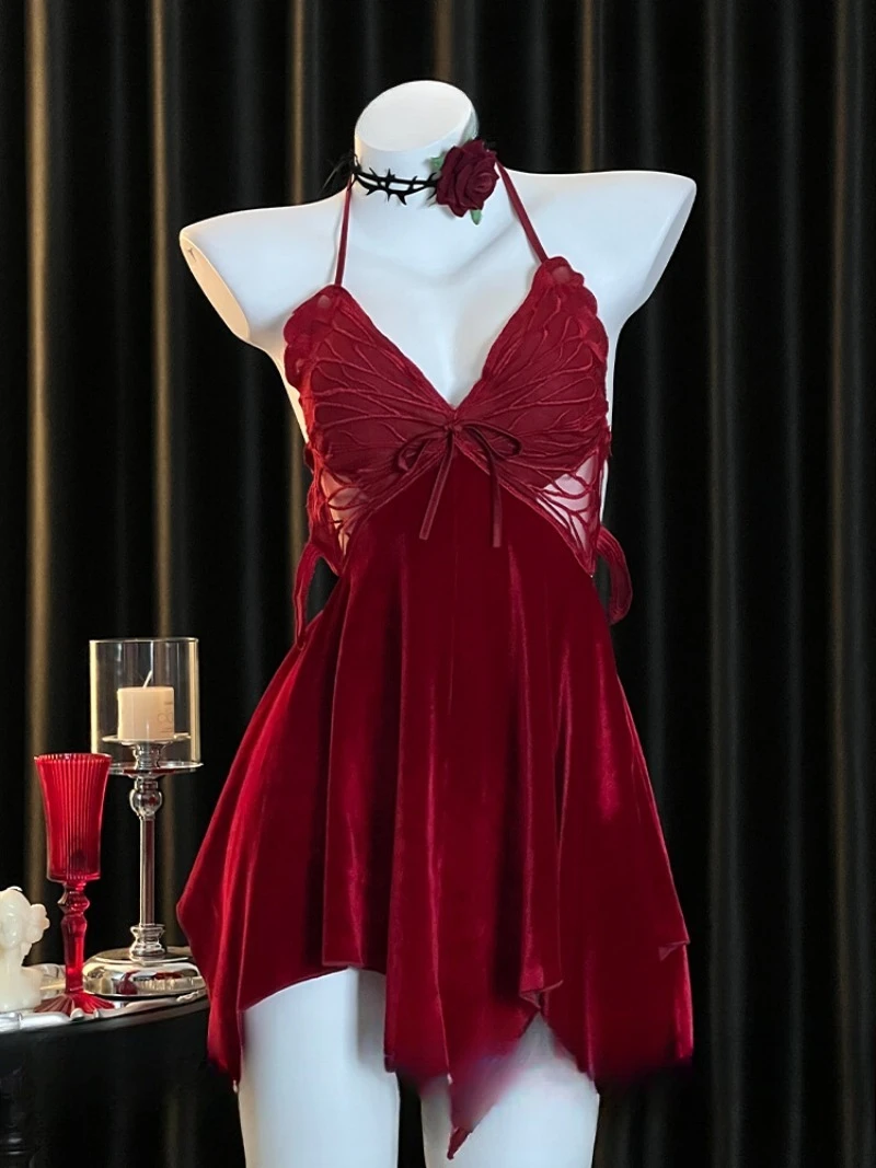 Бархатная ночная рубашка с бабочкой на бретелях для женщин, французский дизайн с накладкой на грудь, удобная домашняя одежда, романтическая мягкая женская пижама
Бархатная ночная рубашка с бабочкой на бретелях для женщин, французский дизайн с накладкой на грудь, удобная домашняя одежда, романтическая мягкая женская пижама