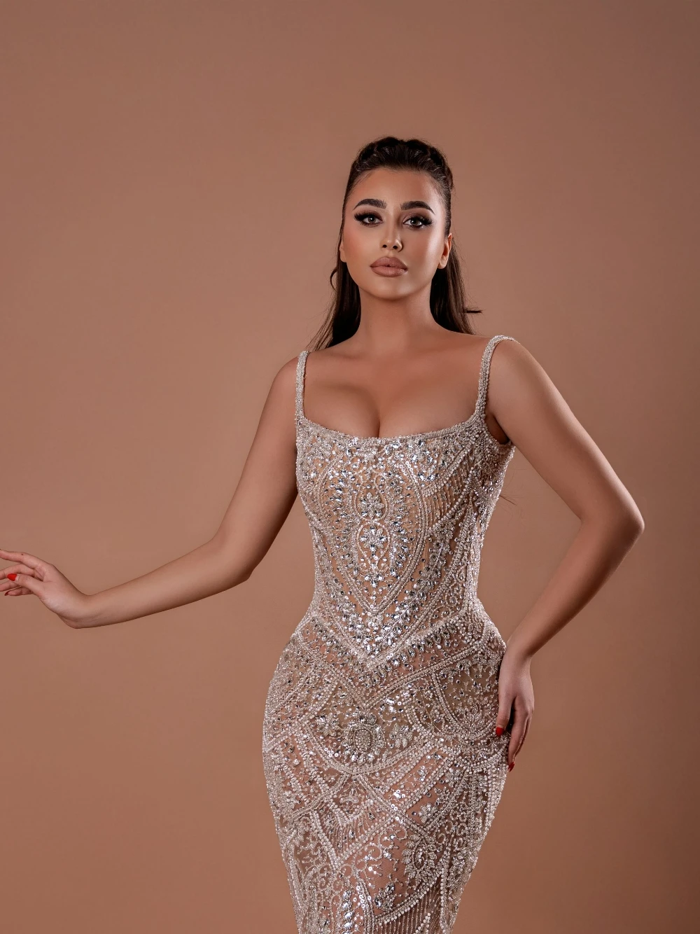 Luxury Beaded Mermaid Evening Dress Rhinestones Spaghetti Strap Square Neck Sheer Long Formal Gown Customized Prom Red Carpet
Luxury Beaded Mermaid Evening Dress Rhinestones Spaghetti Strap Square Neck Sheer Long Formal Gown Customized Prom Red Carpet