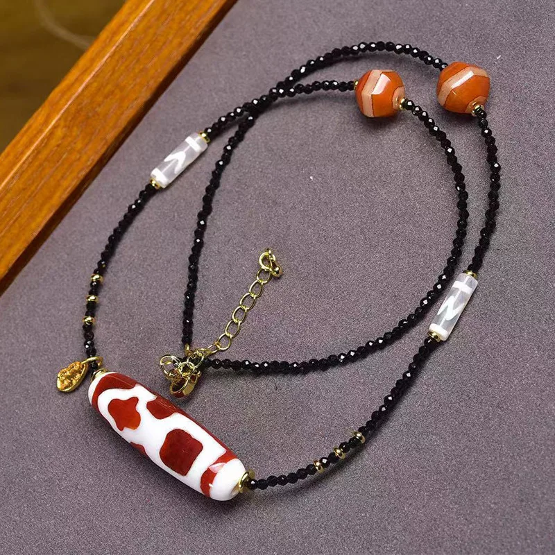 Натуральный агат Бог богатства Дзи кулон ключицы цепочка узор первая линия бусины аксессуары черное ожерелье Spar
Натуральный агат Бог богатства Дзи кулон ключицы цепочка узор первая линия бусины аксессуары черное ожерелье Spar