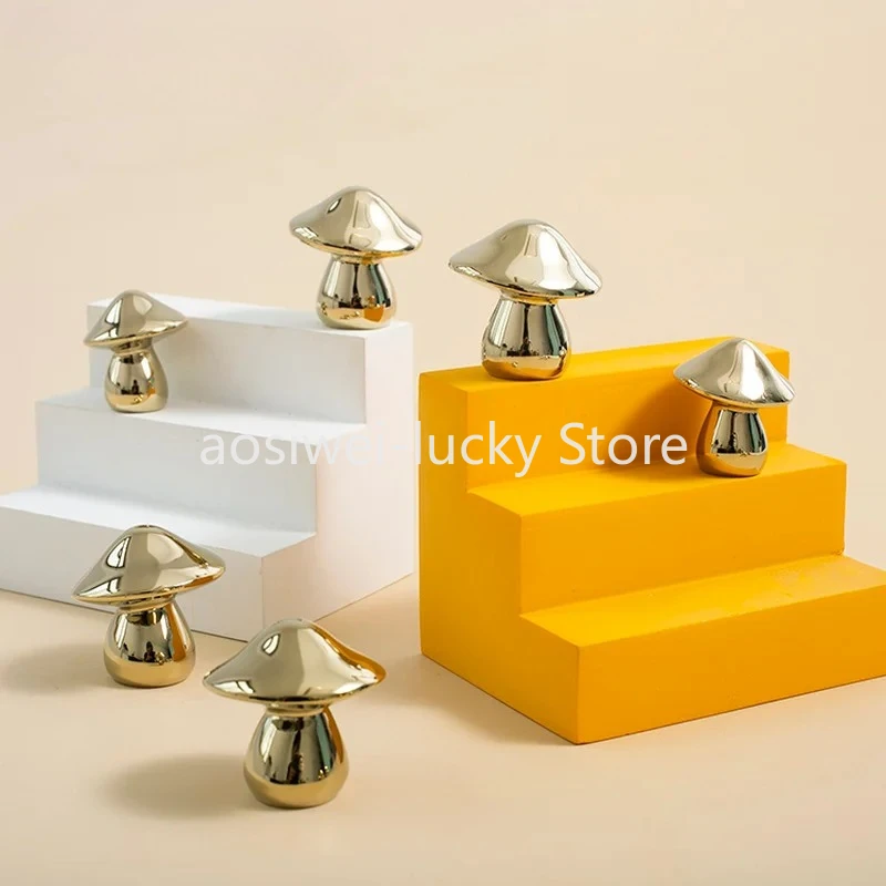 Mushroom shape/PVD Gold Brass Furniture Handles Door Knobs and Handles for Cabinet Kitchen Cupboard Drawer Pulls Home Decor
Mushroom shape/PVD Gold Brass Furniture Handles Door Knobs and Handles for Cabinet Kitchen Cupboard Drawer Pulls Home Decor